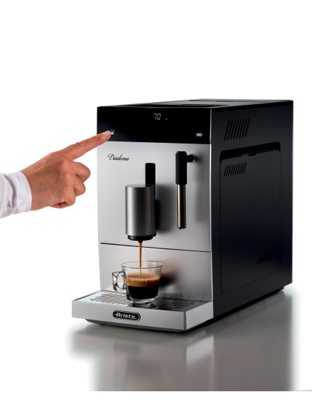 1452 Ariete Diadema automaatkohvimasin hõbedane