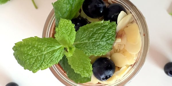 Toortatra-šokolaadi smuuti kardemoniga