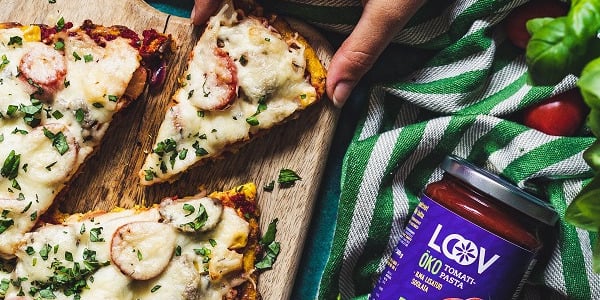 Pitsa lillkapsapõhjal