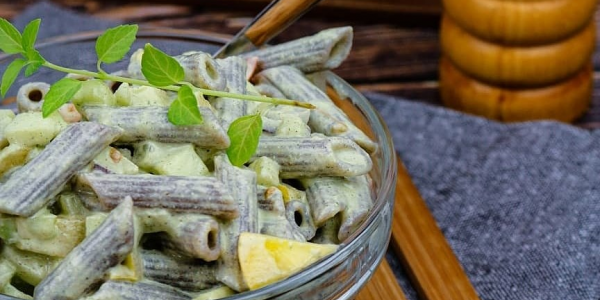  Taimne makaronisalat ubade ja pähklitega