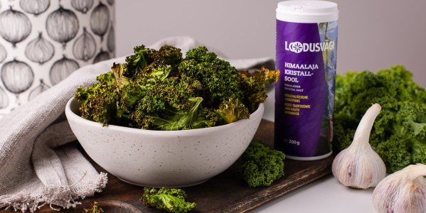 Lehtkapsa ehk kale krõpsud Himaalaja soolaga