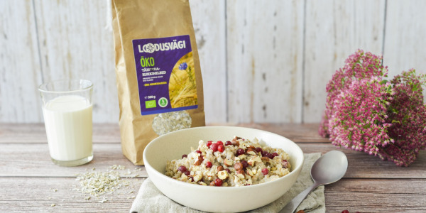 Rukkihelbepuder pohlade ja metspähklitega