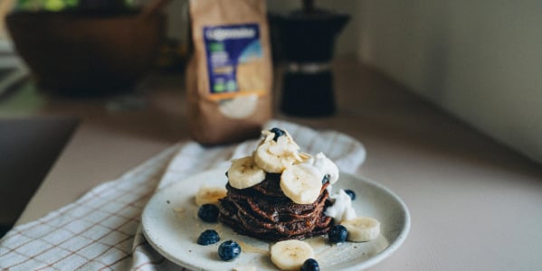 Šokolaadised täisterajahust banaanipannkoogid