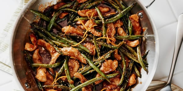 Aasia-stiilis läikiv wok-kaste