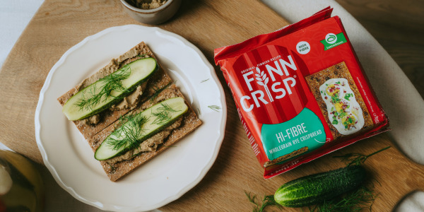 Finn Crisp näkileivad marineeritud kurgi ja taimse pasteediga