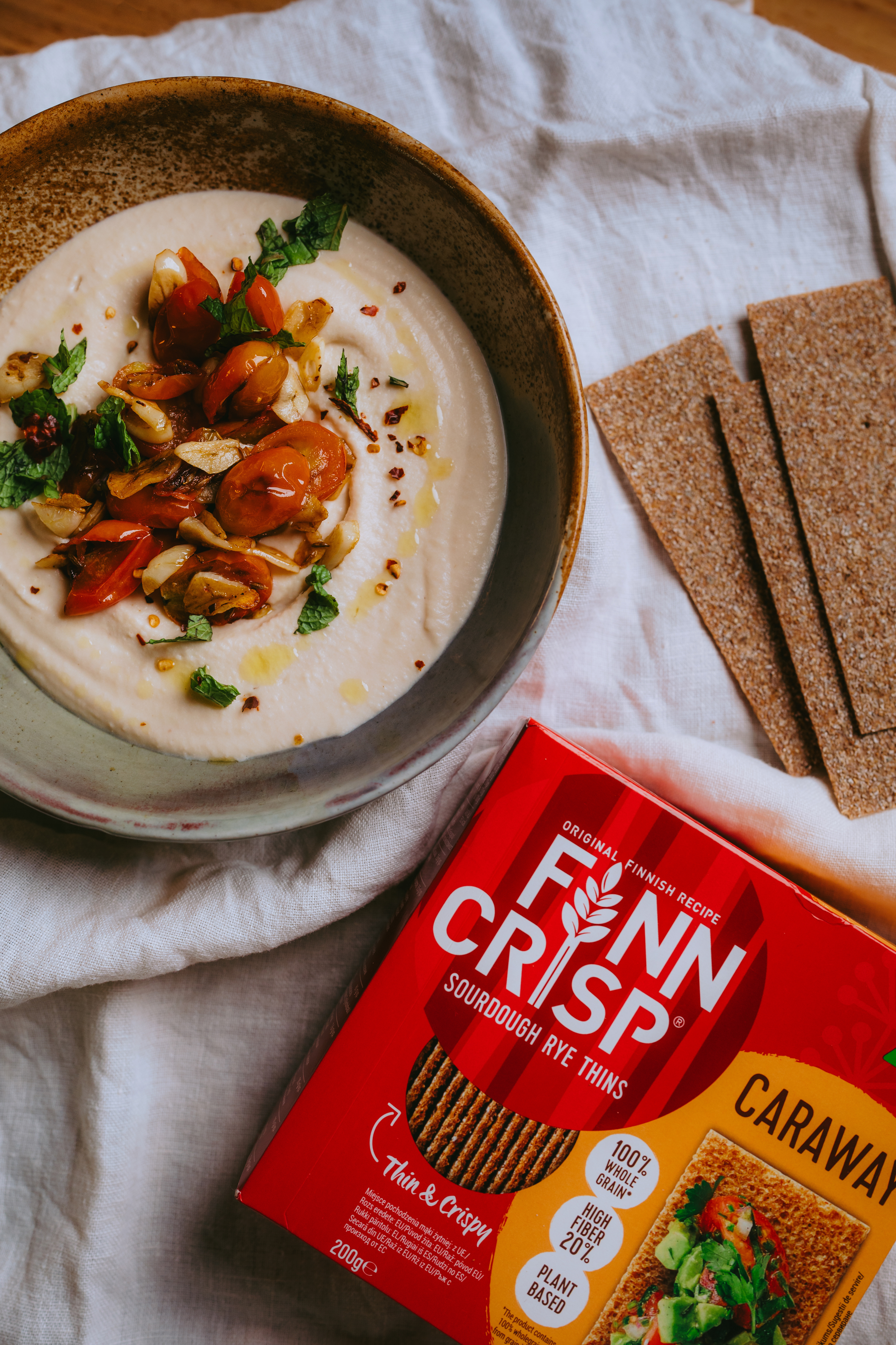 Kreemine feta dipikaste Finn Crisp näkileibadega